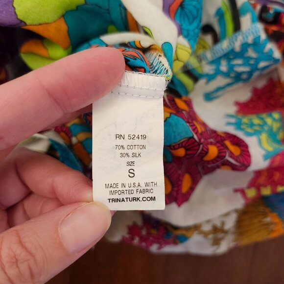 Trina Turk women's swim cover up in size small - Picture 4 of 6